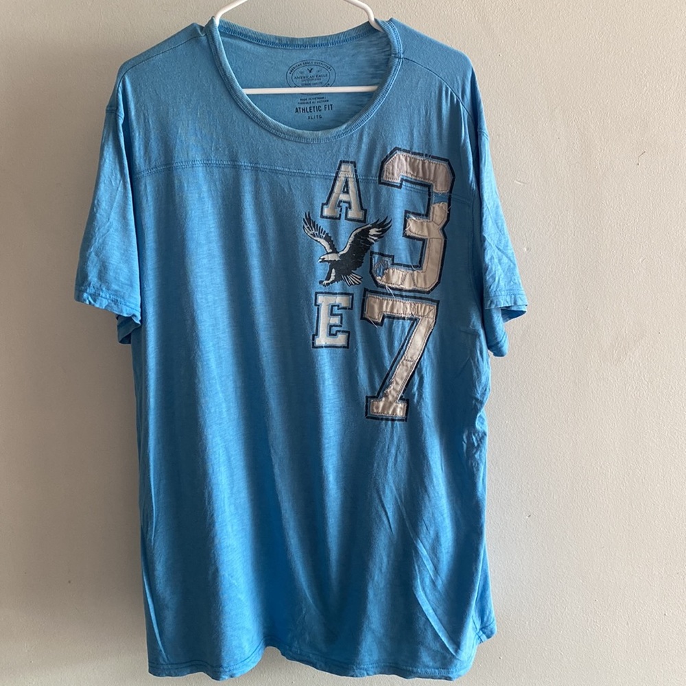 American Eagle Men’s Athletic Fit Shirt
